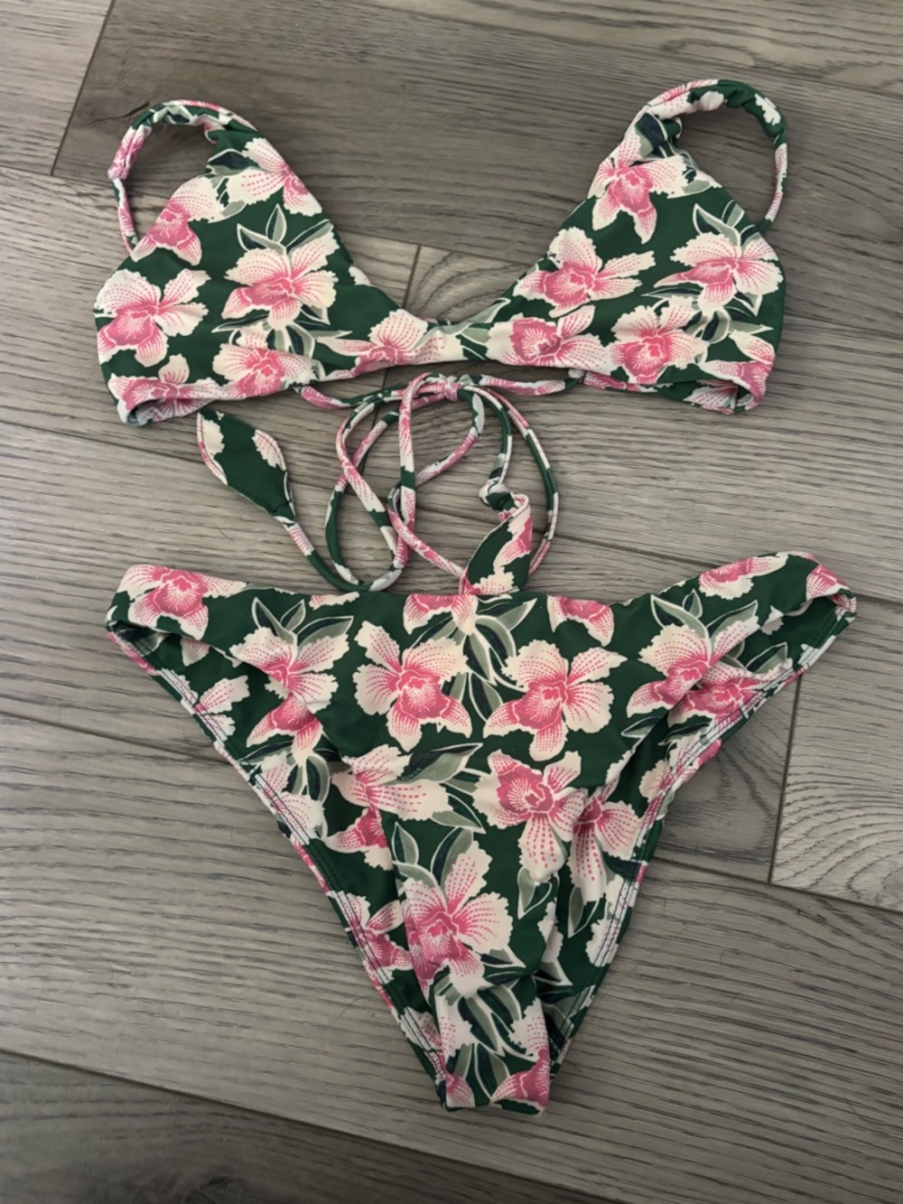 Benoa Waikiki Swimsuit set